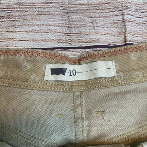 Levi’s Brown Printed Shorts Size 10 - Picture 3 of 10